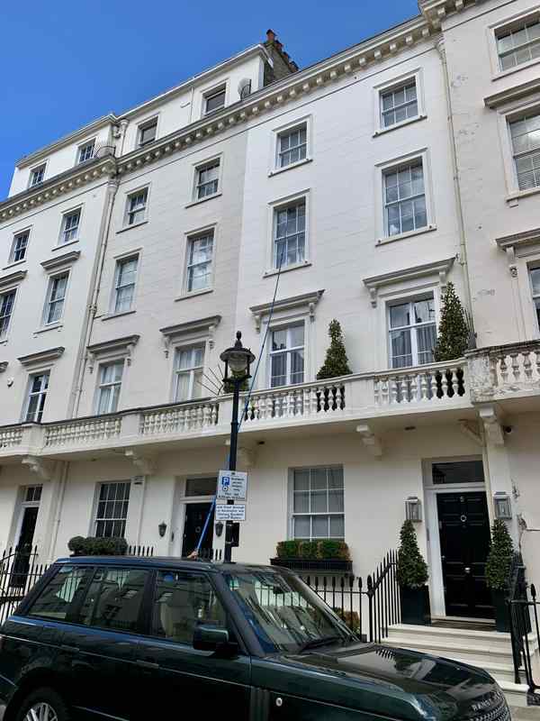 Window cleaning in Belgravia