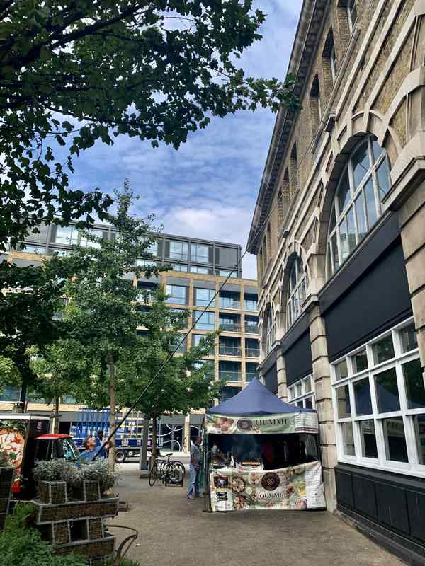 Cleaning windows of an office in London Bridge
