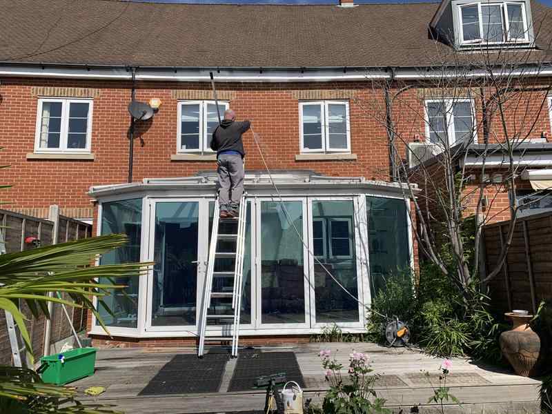 Conservatory cleaning in Stanmore